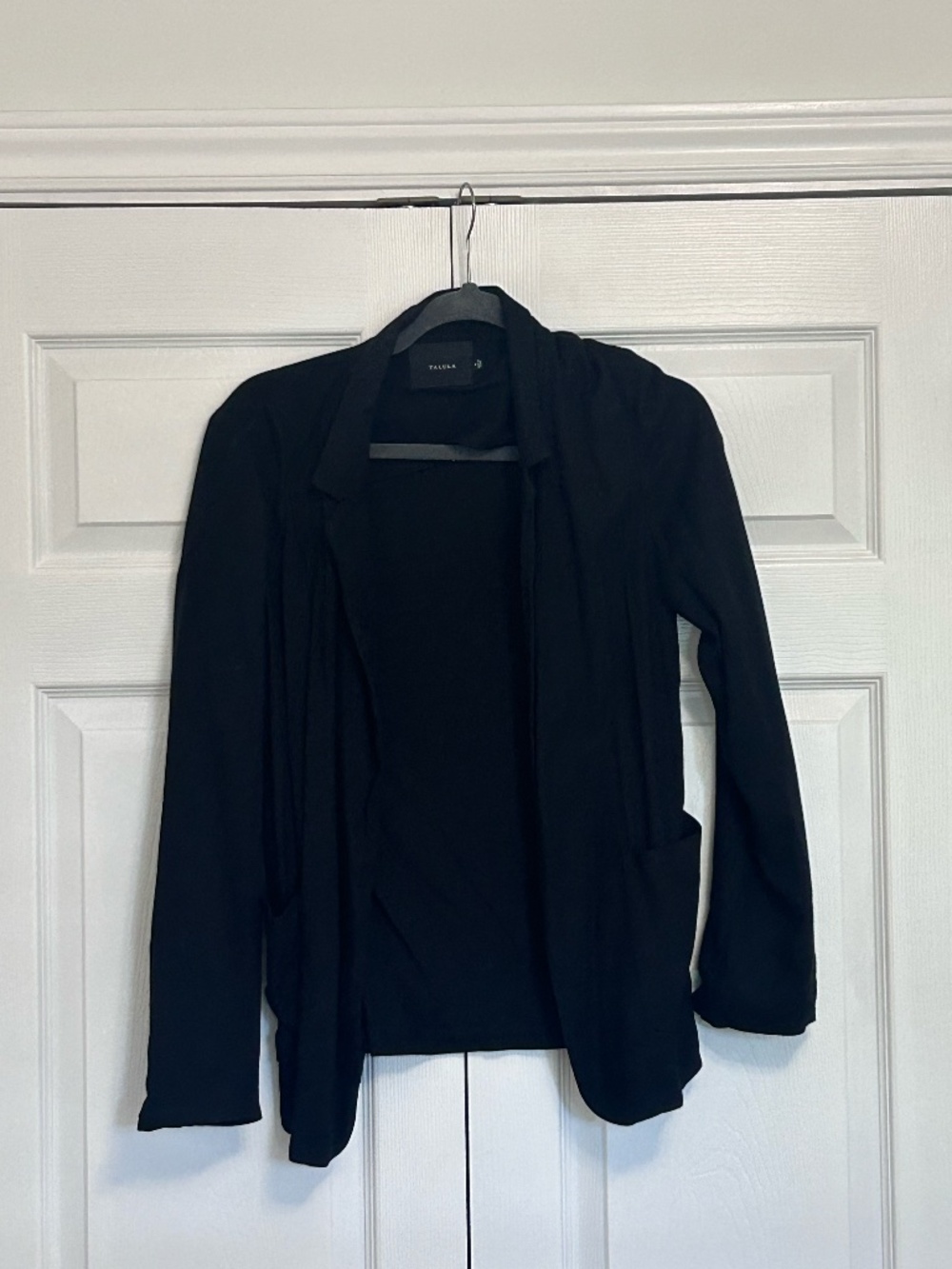 Aritzia Talula Black Open Front Blazer Jacket Size 6
